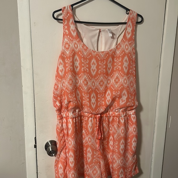 Target Romper - Picture 10 of 10